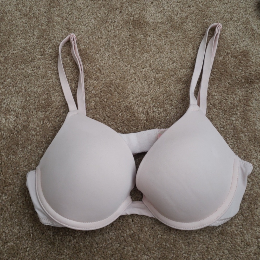 Nude Victoria's secret Bra